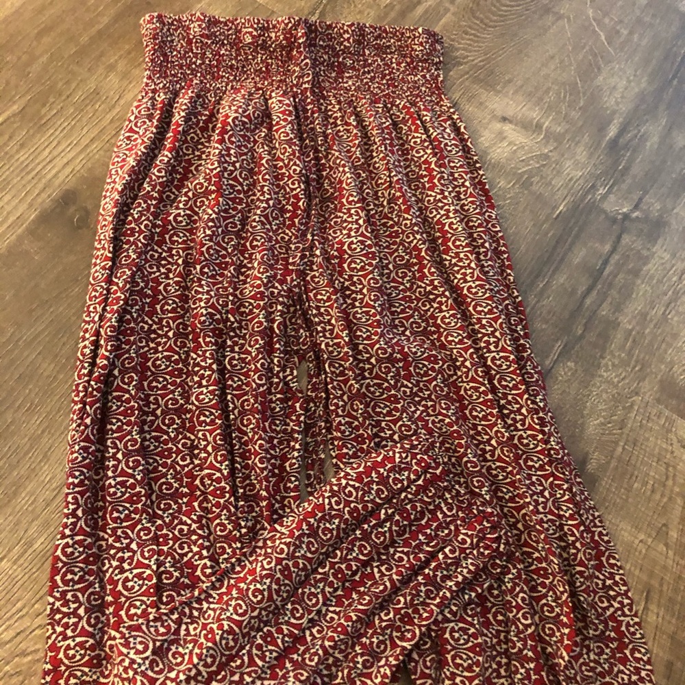 Flowy Patterned Lightweight Joggers - image 1